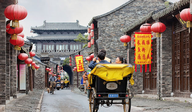 קרוזים לאסיה