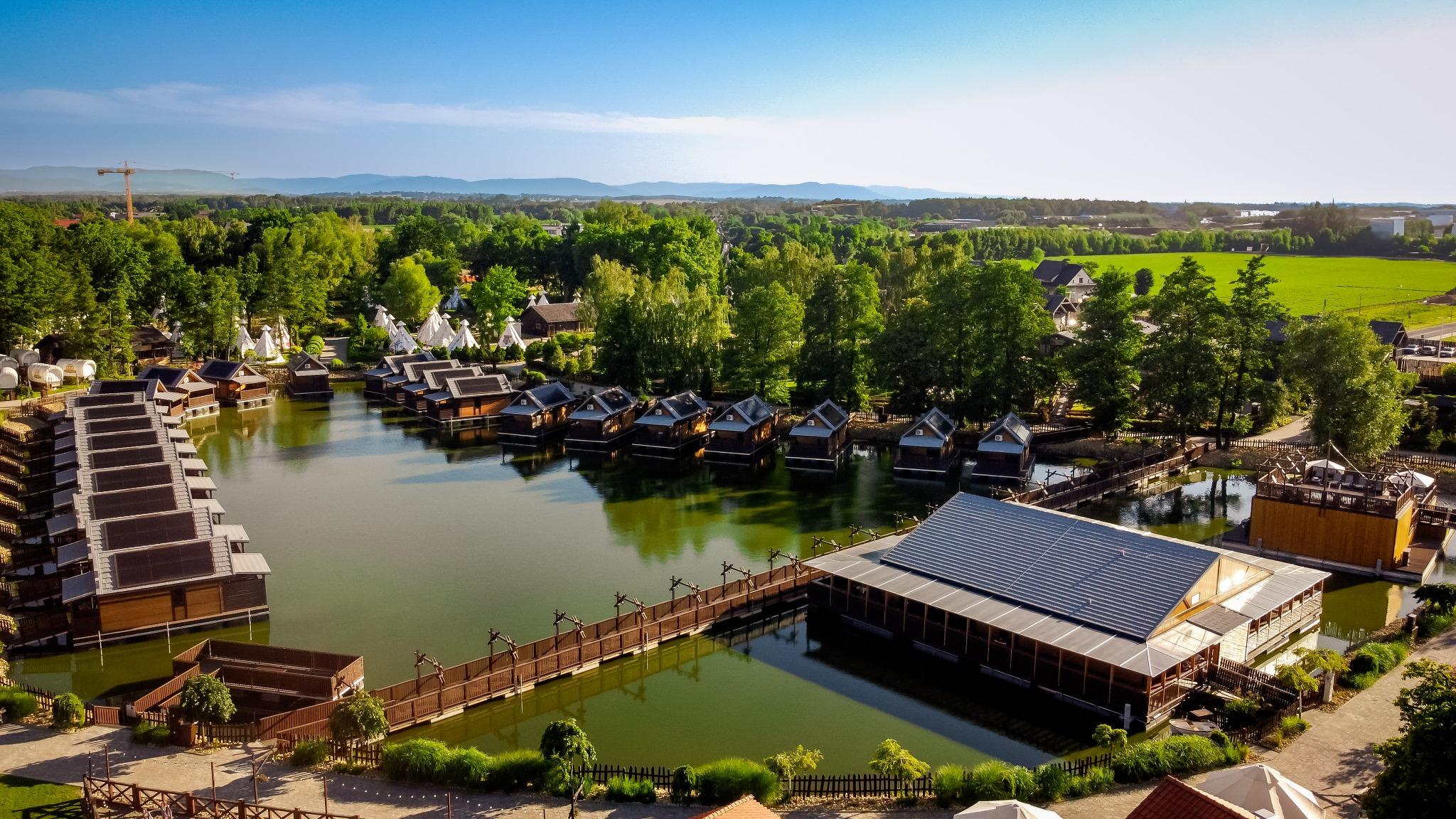כפר הנופש – Western Camp Resort